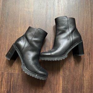 Cole Haan Black Leather Ankle Boots 6.5